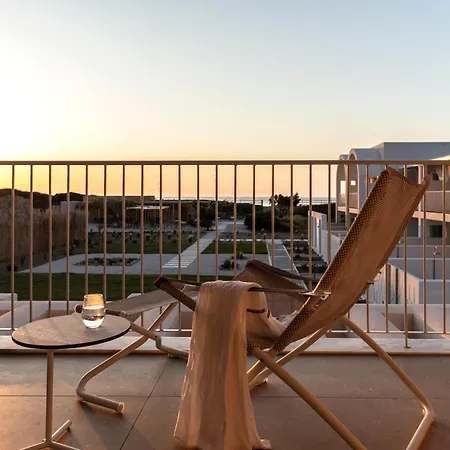Alero Seaside Hotel