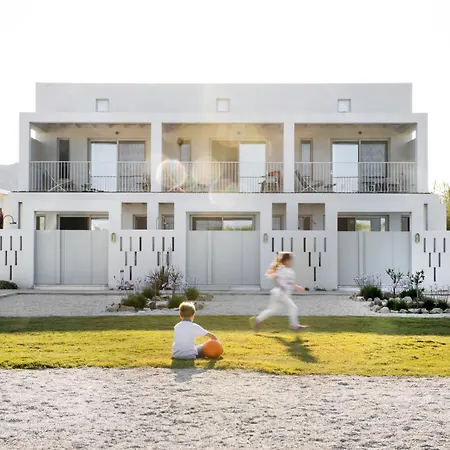 מלון Alero Seaside סקירוס