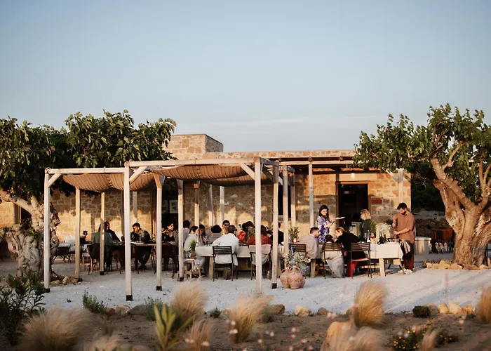 Aleró Seaside Hotel