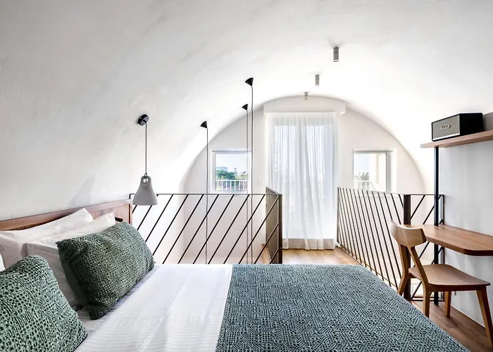 Aleró Seaside Hotel