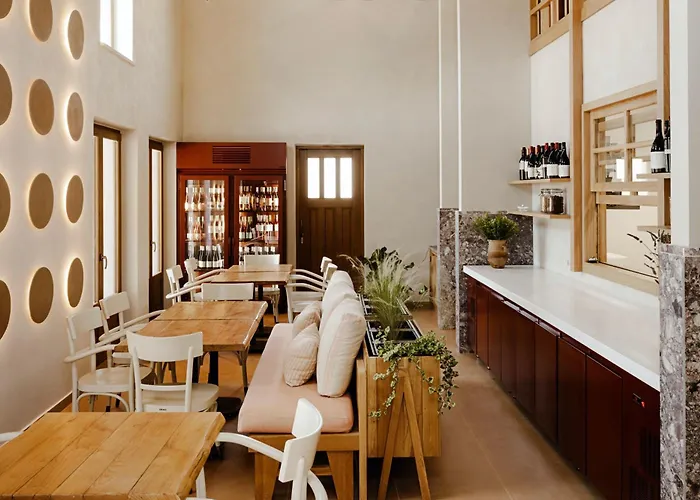 Aleró Seaside Hotel 4*